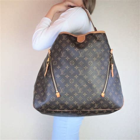 what does gm and mm mean in louis vuitton|louis vuitton delightful gm size.